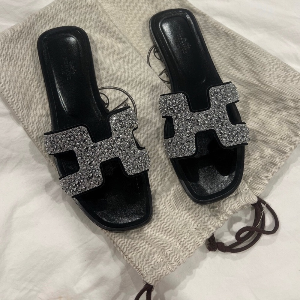 AUTHENTIC Hermes Crystal black oran sandals - size 39.5